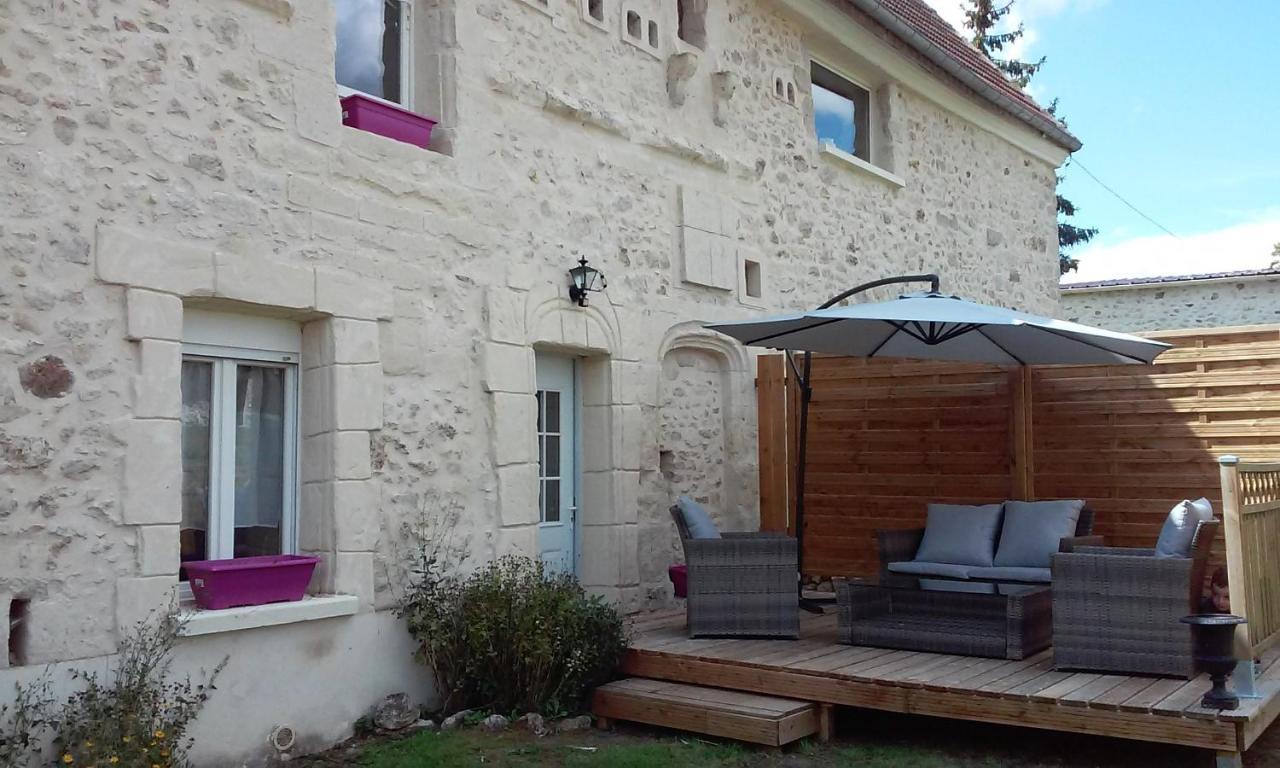 Les Bories En Champagne * Montlevon